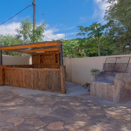 غابورون Green Lagoon Guest House المظهر الخارجي الصورة